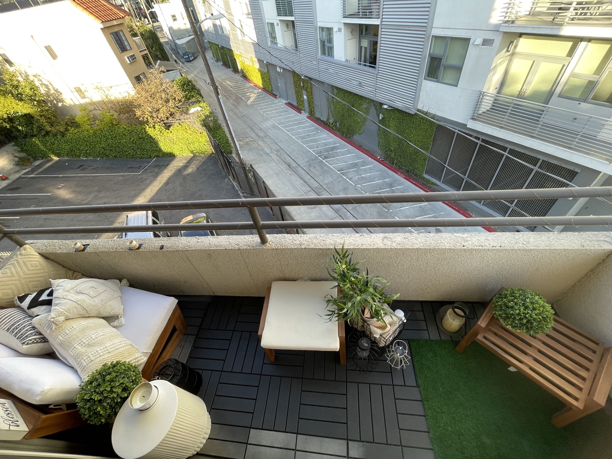 Entire Patio Set + Decor