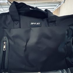 Luggage 2Pc- Soft shell Suitcase W Crossbody Backpack 