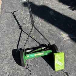 Scott’s Self-propelled Push Lawn Mower With Blade Sharpening Kit
