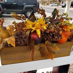 WOODEN PLANTER FLOWER POT FLORAL FRUIT ARRANGEMENT COUNTRY DECOR