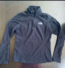 Northface Women's Black 3/4 Zip Pullover