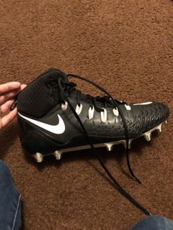 Football cleats