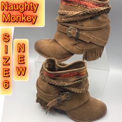 Brand New Naughty Monkey Saddlebag tan suede boot Size 6