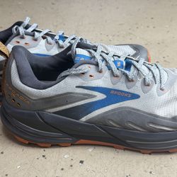 Awesomew Brooks Cascadia 16 trail shoes