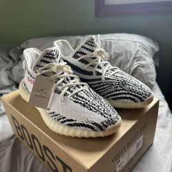Adidas Yeezy Size 11 1/2