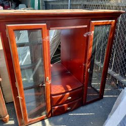 Nice China Hutch Need Gone Asap
