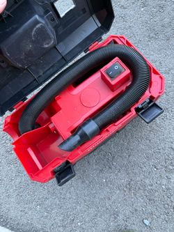 Milwaukee vacuum