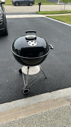 Weber 22” charcoal grill