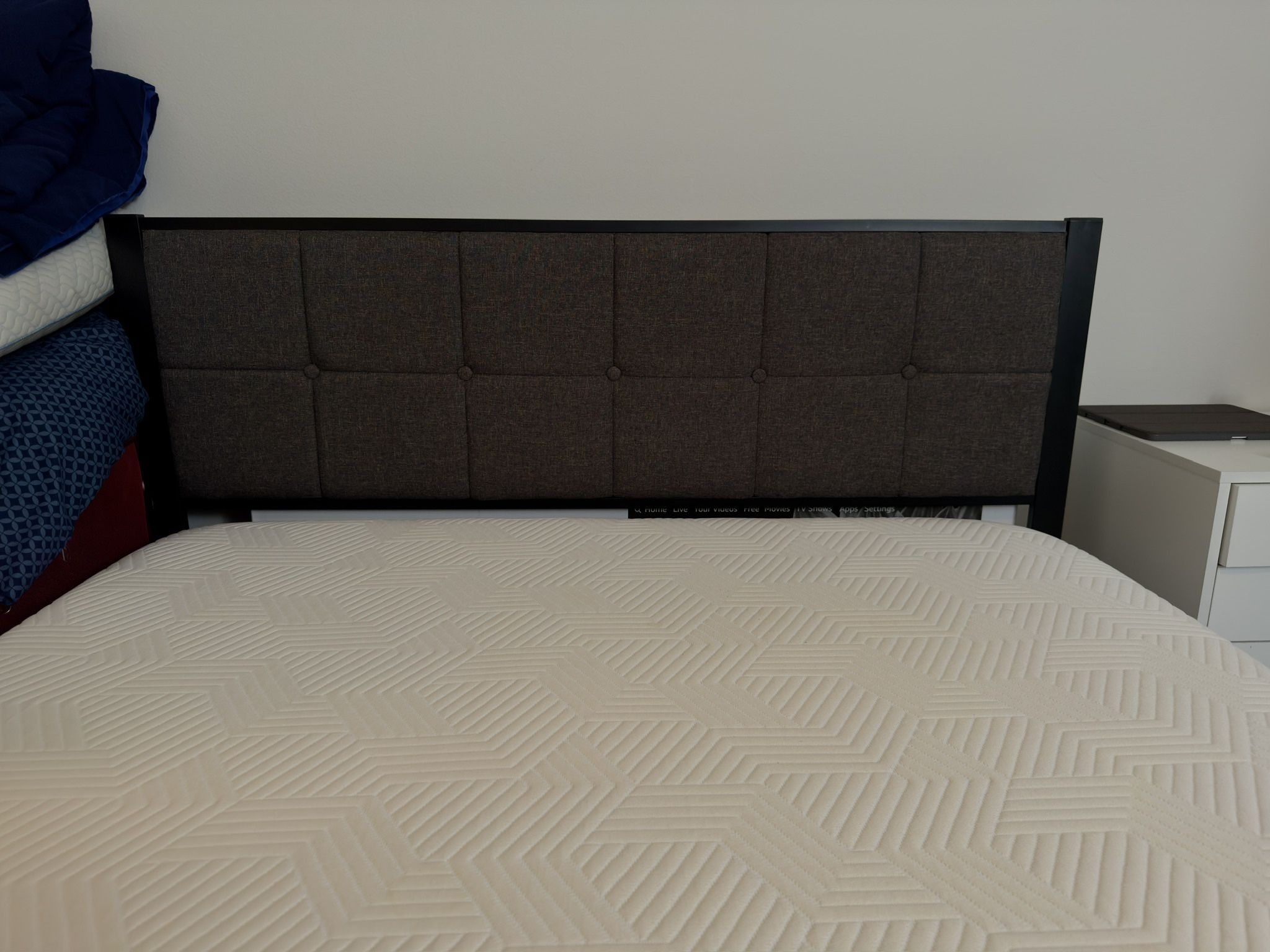 Full Size Bed Frame + Mattress