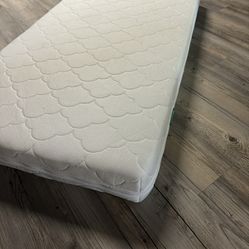 Newton Waterproof Crib mattress 