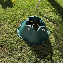 Home Depot - Christmas Tree Stand (Used)
