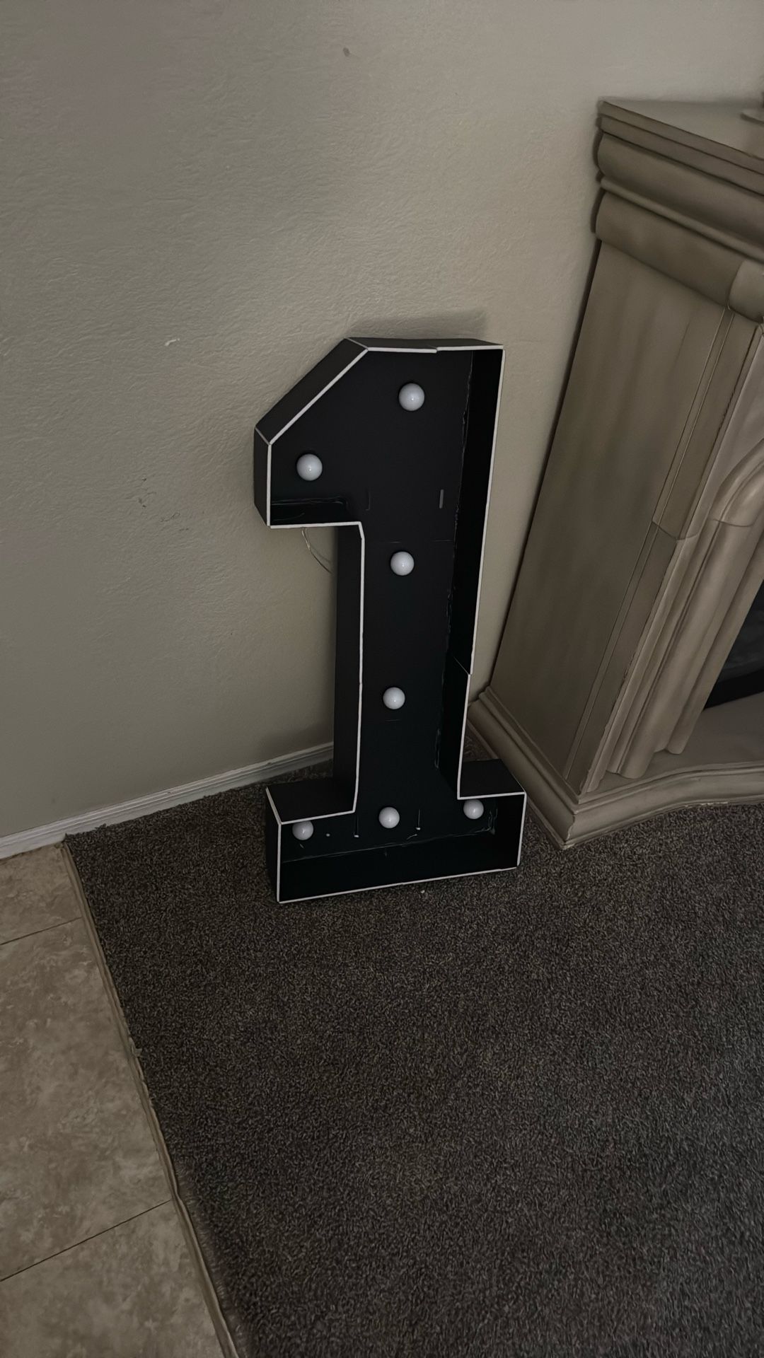 3ft #1 Marquee Number