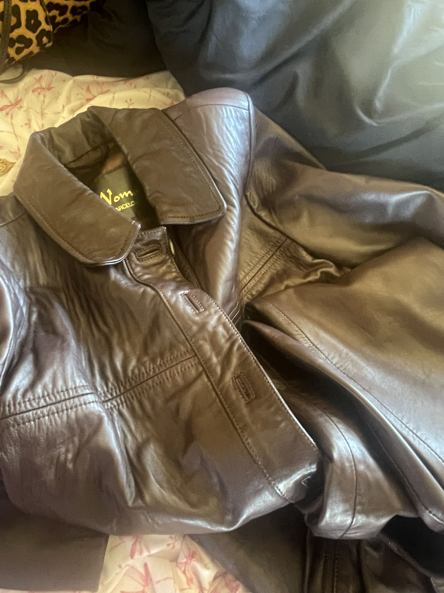 Like new leather jacket and pants for women