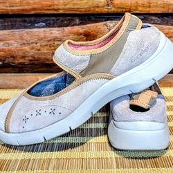 Dansko "Emmy" Mary Janes