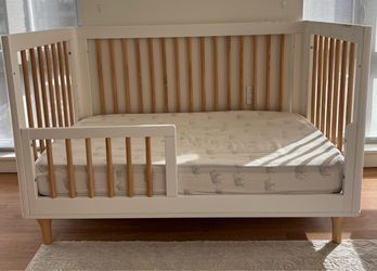 Babyletto Lolly 3-1 Convertible Crib With Toddler Bed