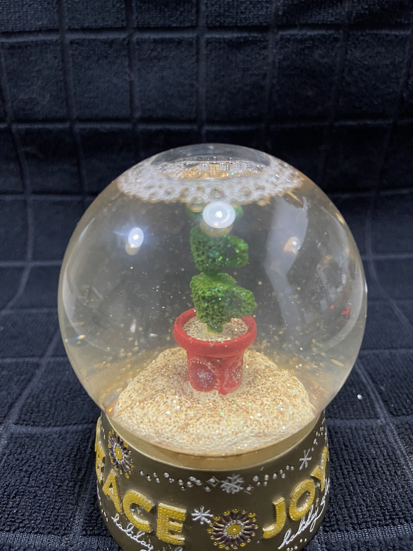 RARE 2006 Starbucks Topiary Gold Snow Globe