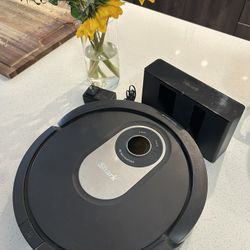 Shark IQ Robot Vacuum