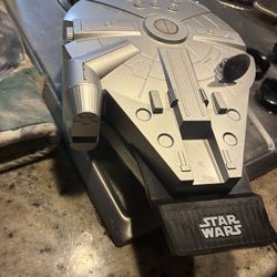 Millennium Falcon Waffle Maker