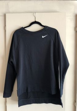 Women’s Nike black crew neck