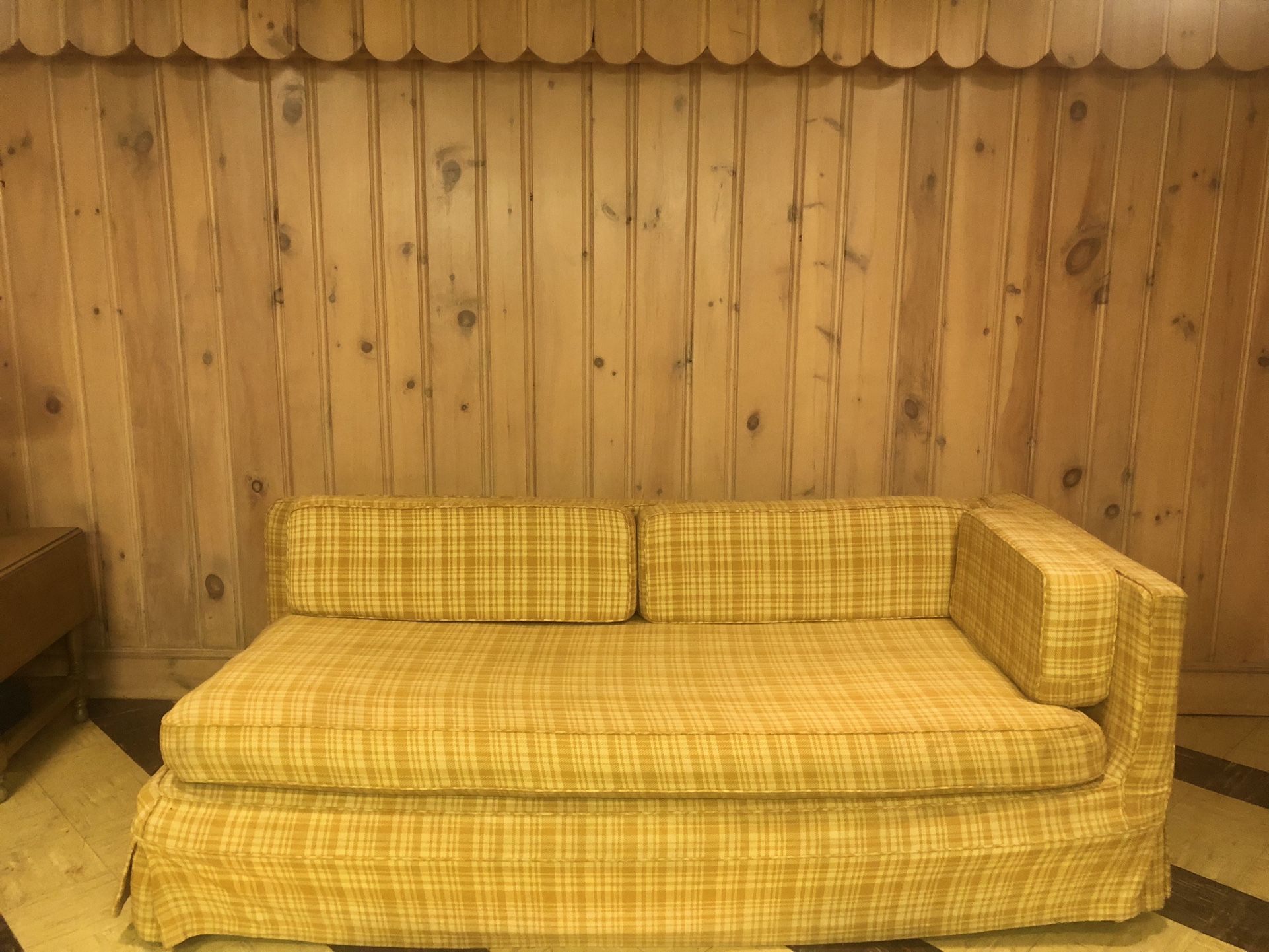 SOFA Custom Made-moving sale.Quality Deep,Stretch Out,Relaxation Comfort.Seats 4-5.