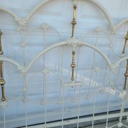 Queen headboard footboard