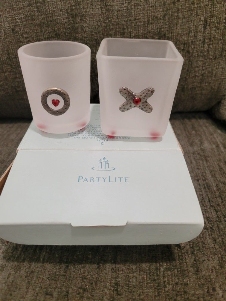 PartyLite Votive Set - Hugs & Kisses