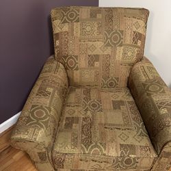 Living Room Chairs 