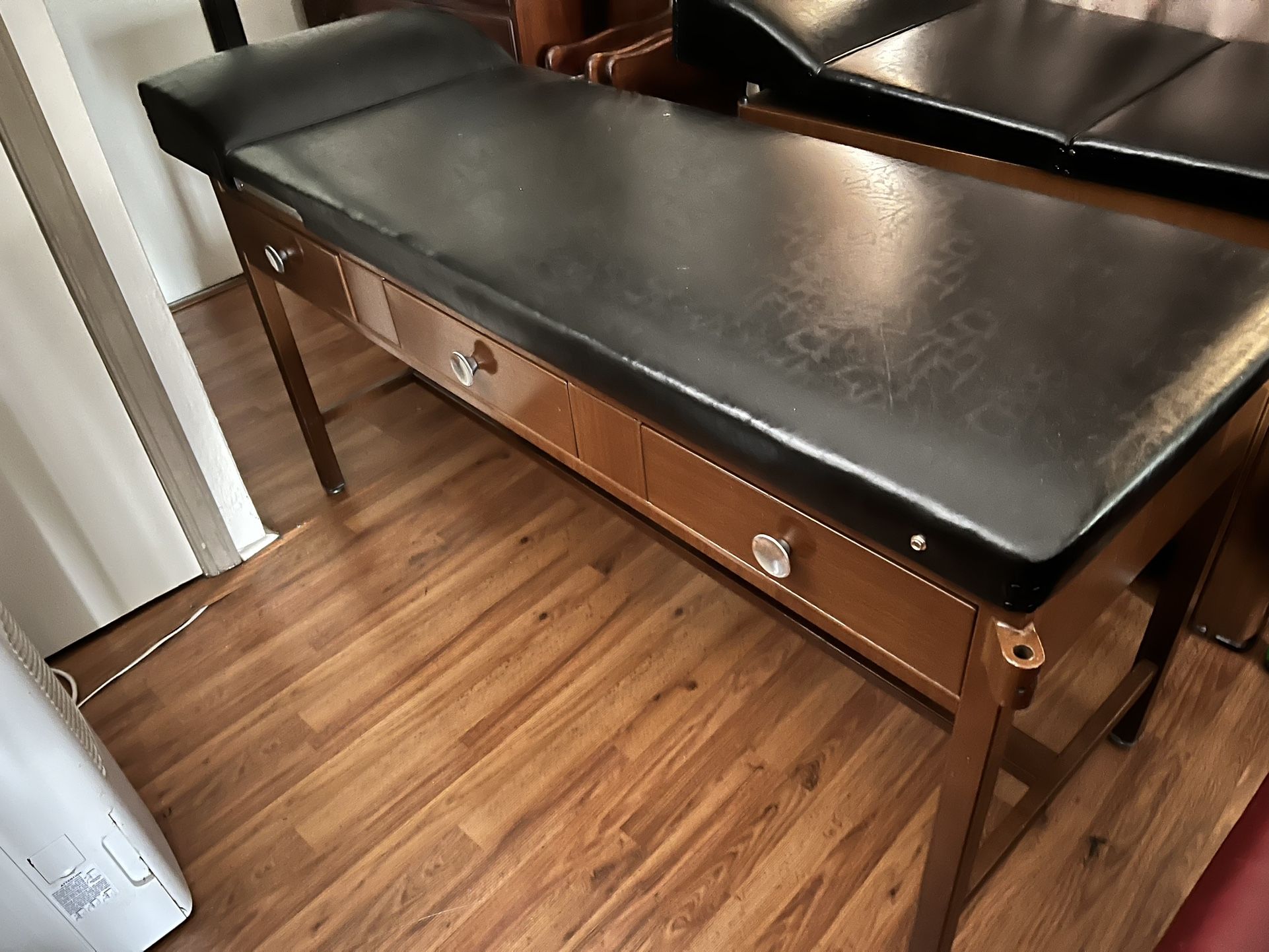 Doctor Table