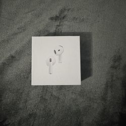 Apple AirPods 4th Generation 