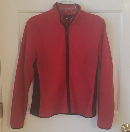 Red & Black Full Zip Fleece Jacket By Essentual G Size: M