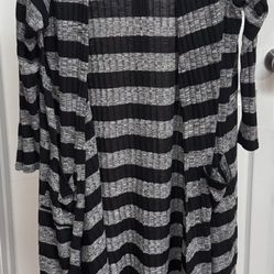 LulaRoe Adult Size M Cover Just $5