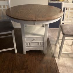 Kitchen Table 