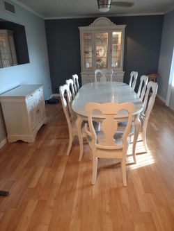 Off White ( cream colored) Dining room  set  - 11 pieces