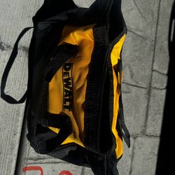 Bolsa dewalt pequeña nueva