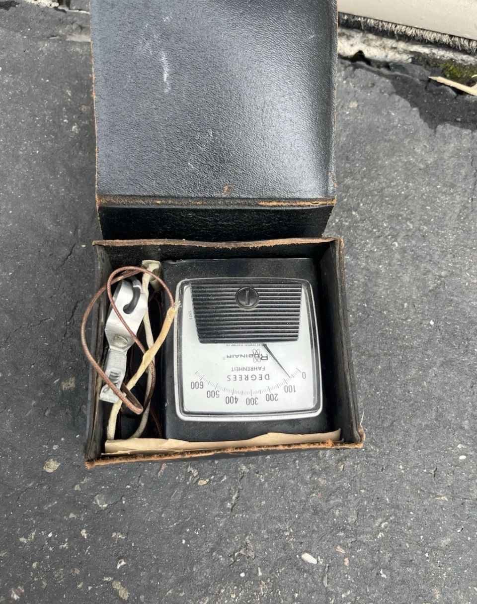 Vintage General Electric Robinair Oven Temperature Thermometer See Pics