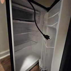 Great Mini fridge
