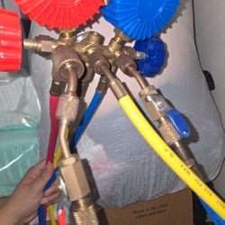 R410a Charging Hoses, 2 Sets And Guages