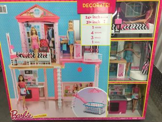 Barbie house with pool