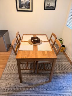 Dining Table with 4 Chairs