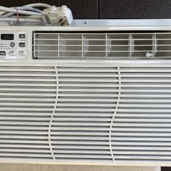 GE 12,000 BTU Digital Air Conditioner. Unit Is Clean And Runs Great. Air Flow Is Ice Cold And Strong.
