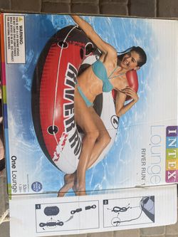 Intex lounge river run