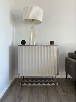 Modern Fluted Bar Cabinet – Excellent Condition