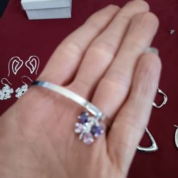 Beautiful Sterling Bracelet With Purple Charm 