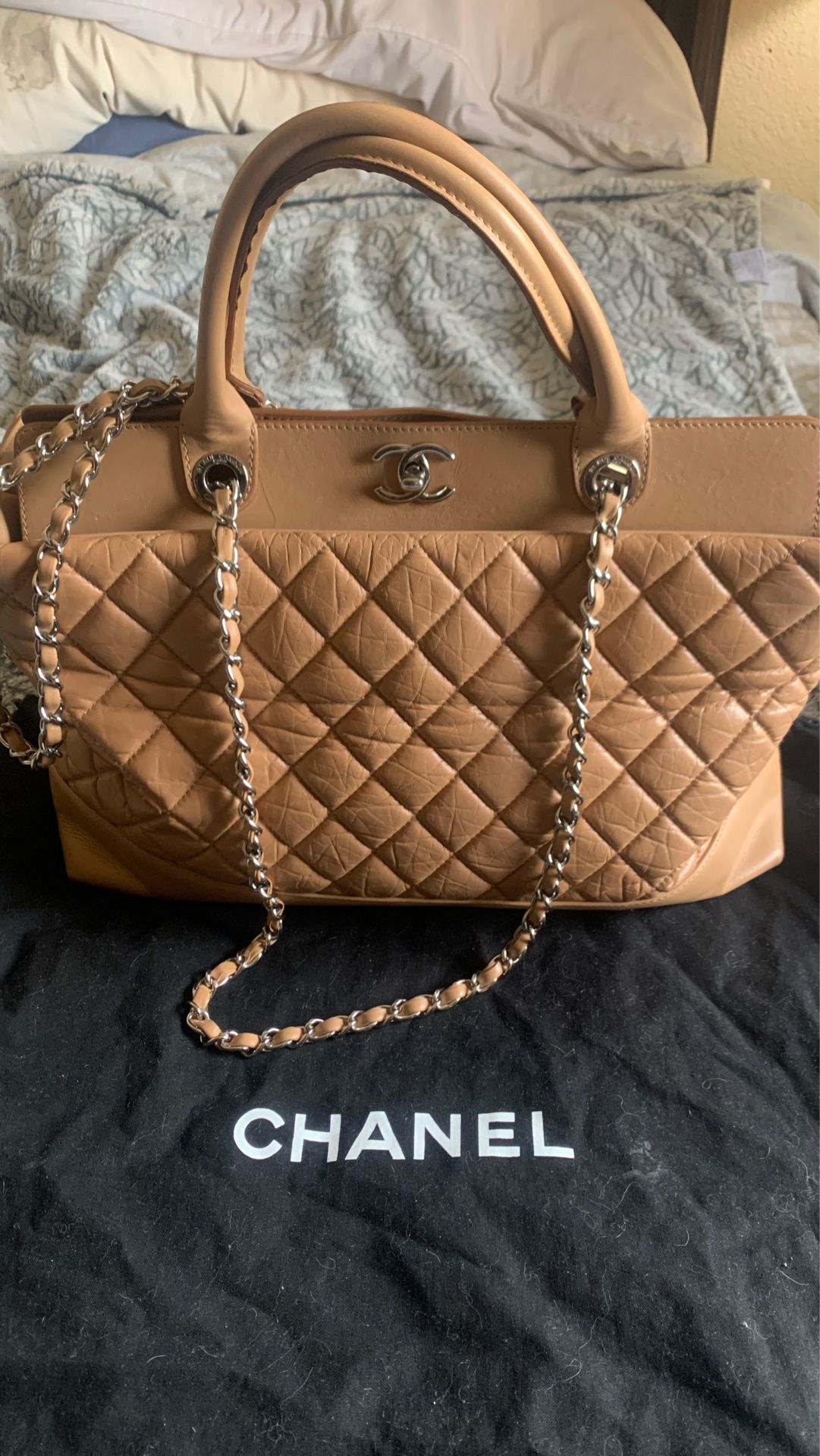 Authentic Chanel Handbag/ with dust bag !!