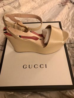 Gucci wedges