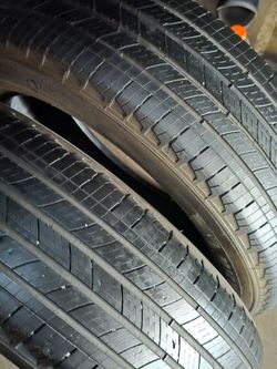 (2) 225 65 17 MICHELIN TIRES $60 CARRY OUT