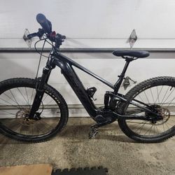 Giant STANCE E+2 2023