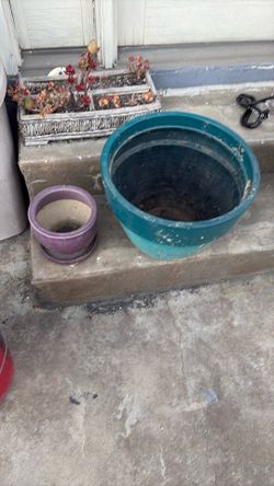 Free pot/planters