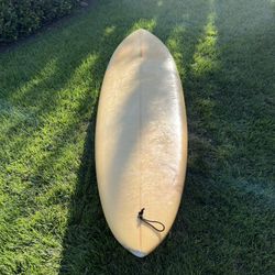 Vintage 7’5 surfboards west mid length.