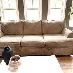 Sofa - Comfortable! & No Stains/tears